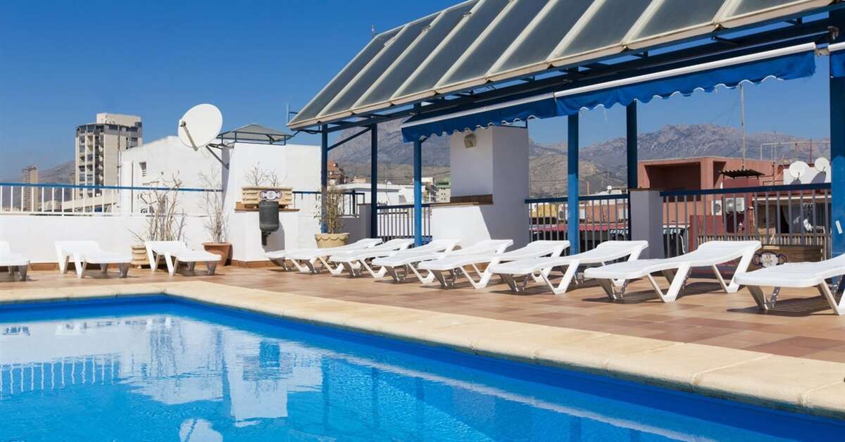 Een foto van een overzicht van Hotel Mareny Benidorm
