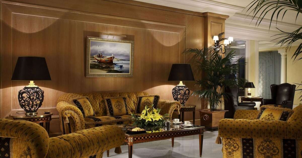 Een foto van het interieur van Hotel Royal Olympic