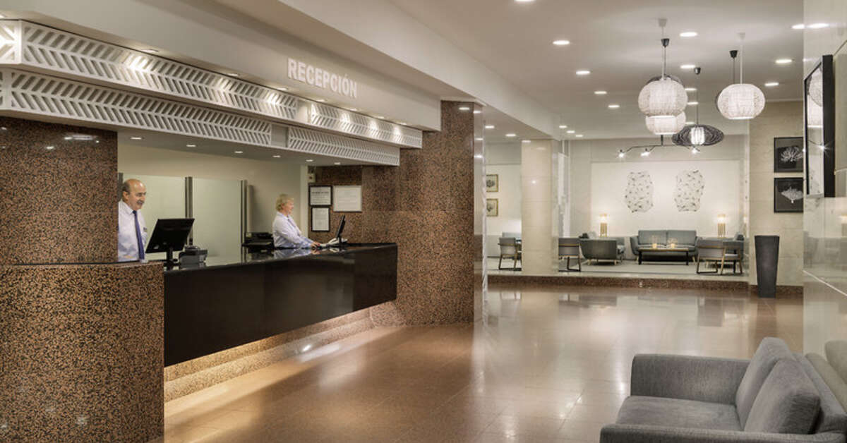 Een foto van het interieur van Relaxia Beverly Park