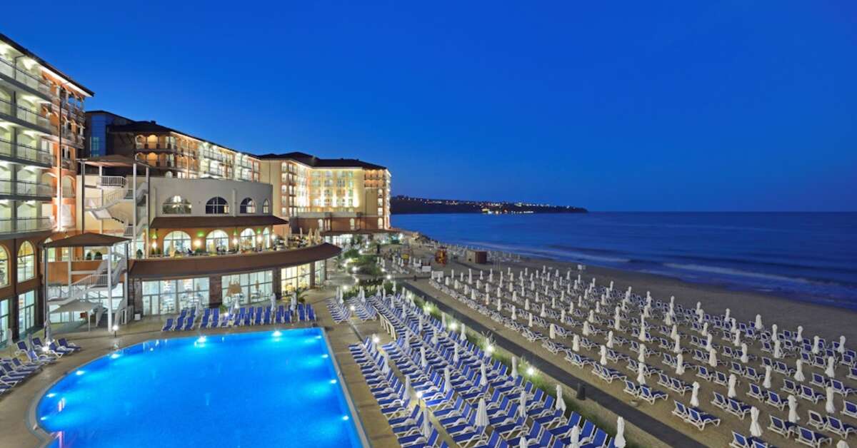 Een foto van het zwembad bij Sol Luna Bay All Inclusive