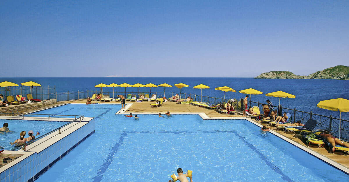 Een foto van het zwembad bij Leptos Panorama Hotel