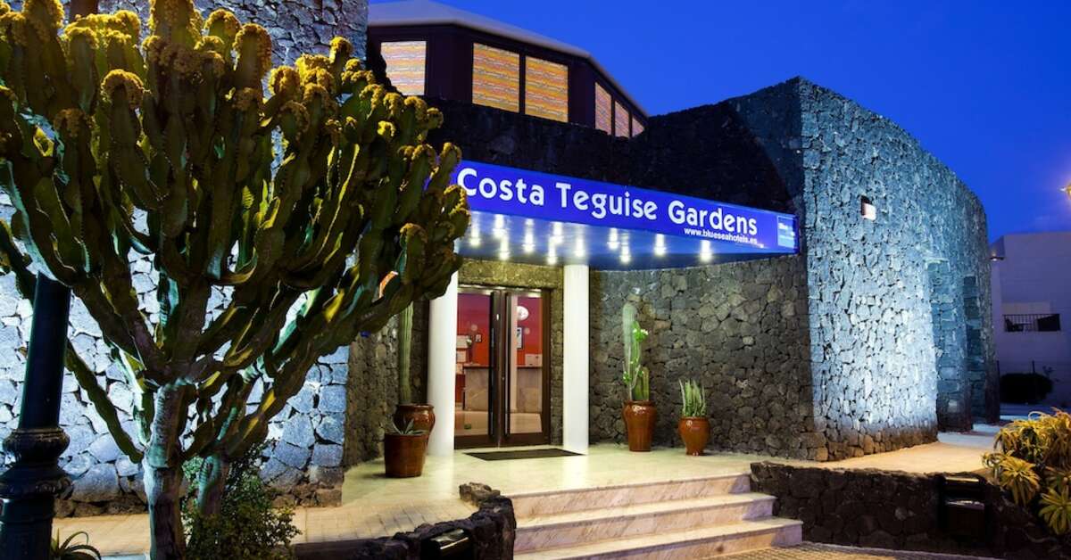 Een foto van de buitenkant van Blue Sea Costa Teguise Gardens
