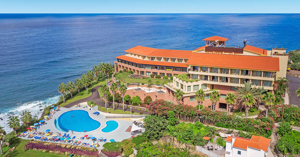 Een foto van het zwembad bij Monte Mar Palace Hotel