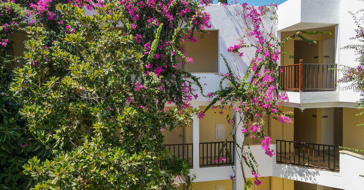 Een foto van de buitenkant van Natur Garden Hotel