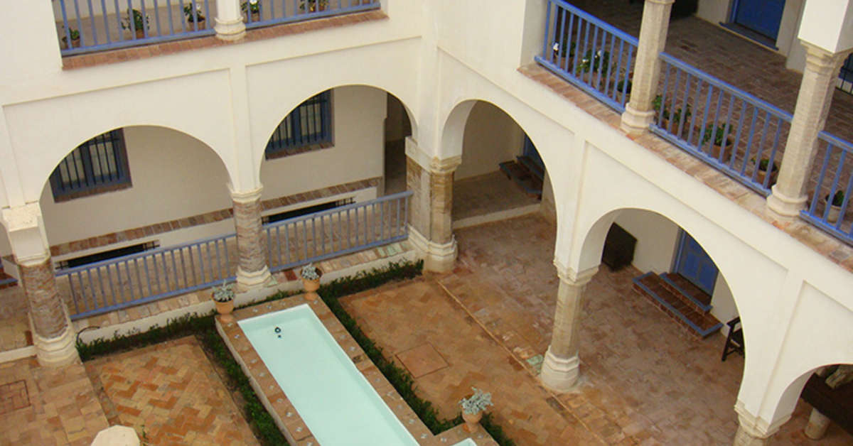 Een foto van de buitenkant van Las Casas De La Juderia