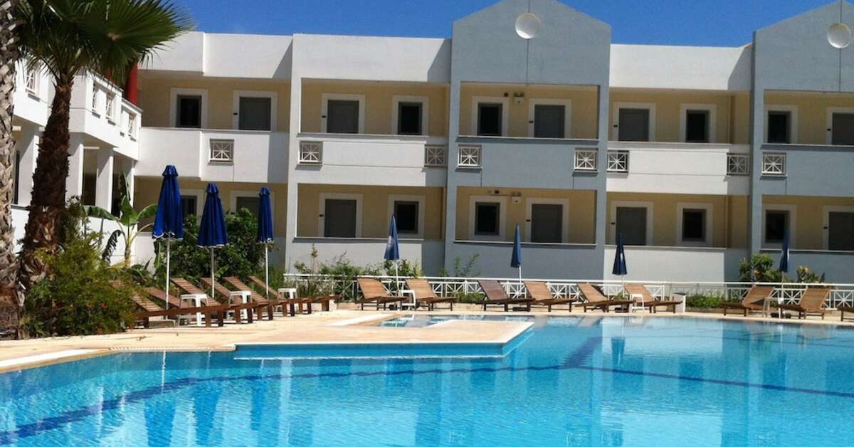 Een foto van het zwembad bij Olga's Paradise Appartementen