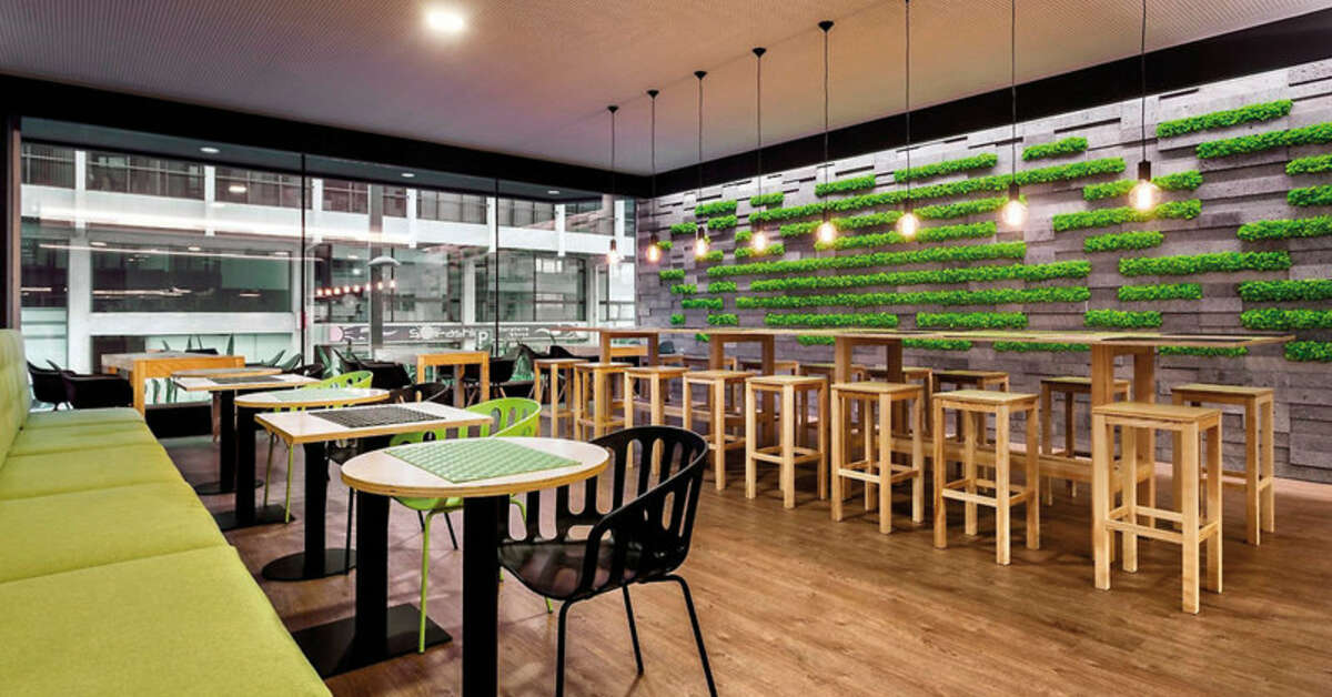 Een foto van de faciliteiten bij Neat Hotel Avenida