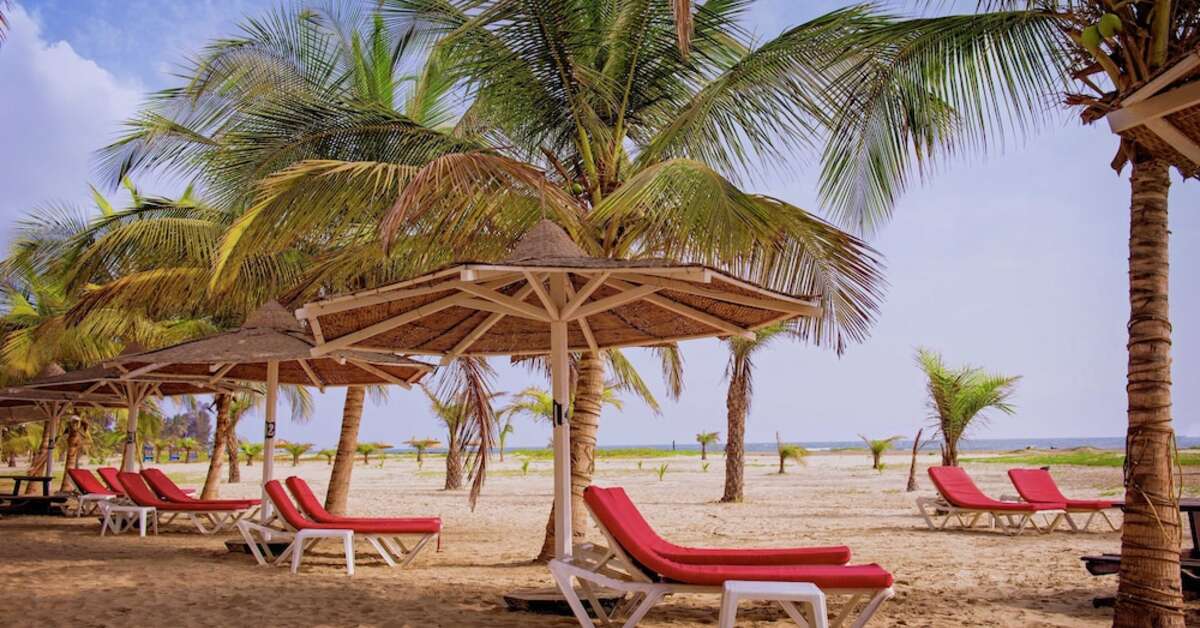 Een foto van het strand bij Ocean Bay Hotel