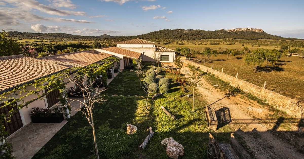 Een foto van de buitenkant van Aumallia Hotel & Spa