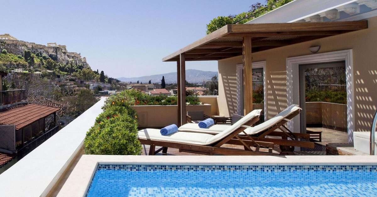 Een foto van het zwembad bij Electra Palace Athens