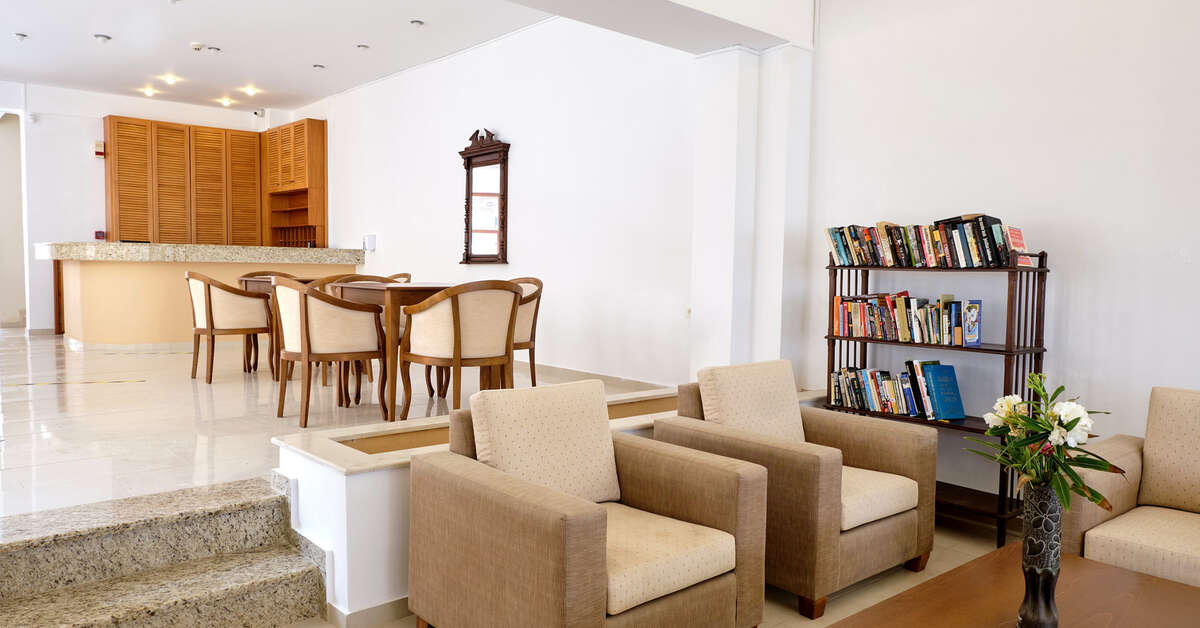 Een foto van het interieur van Niros Beach