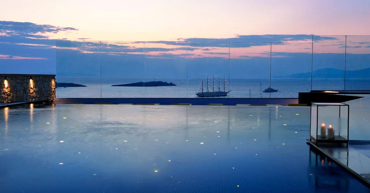 Ein Foto vom Pool im Myconian Korali Relais & Chateaux