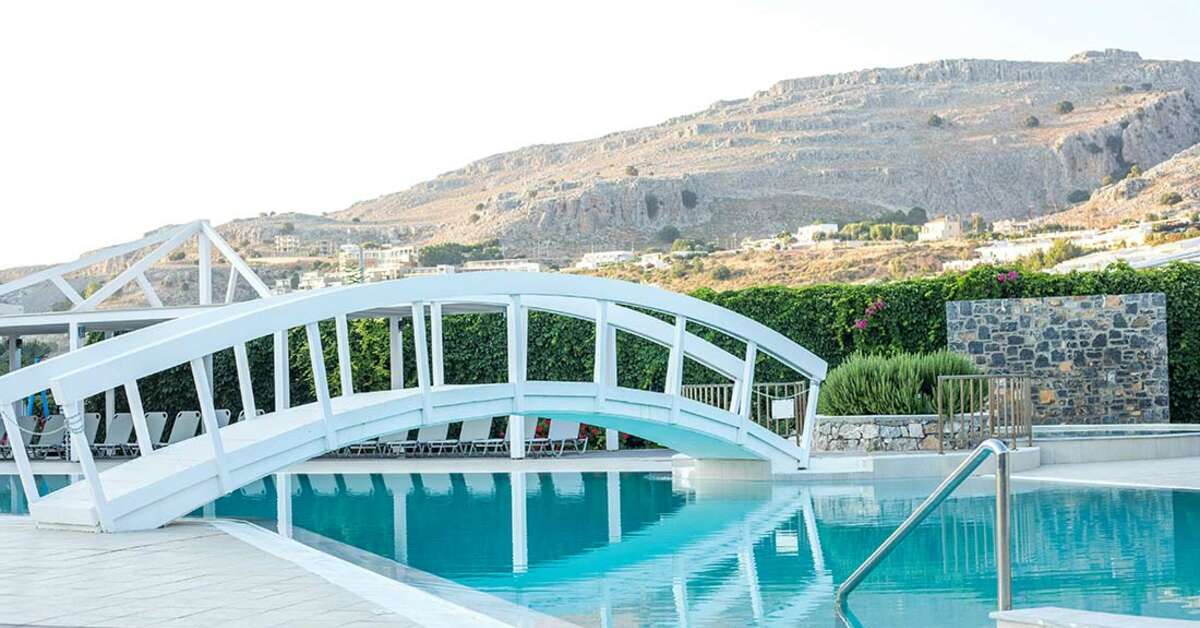 Een foto van het zwembad bij Lindos White Hotel & Suites
