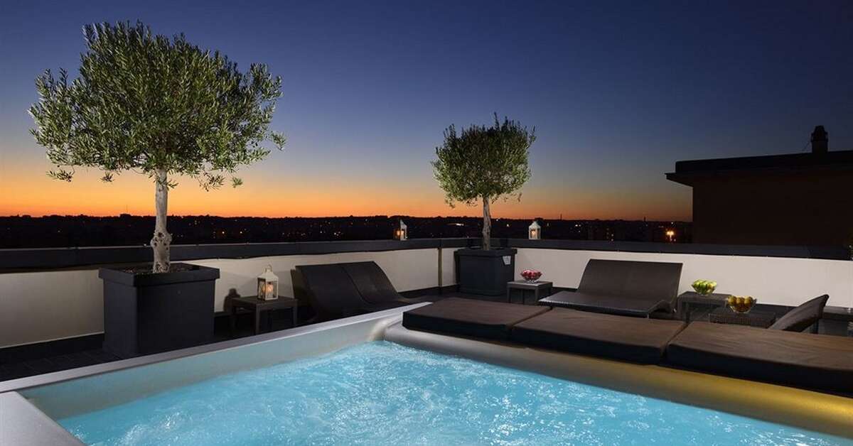 Een foto van het zwembad bij Hotel Pulitzer Roma