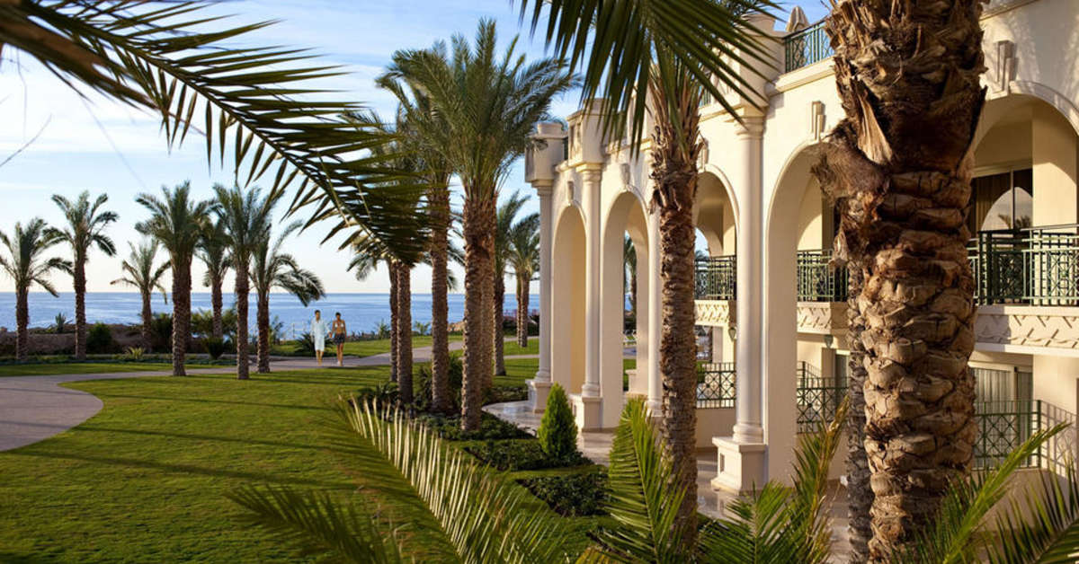 Ein Foto von der Außenansicht des Stella di Mare Beach Hotel & Spa