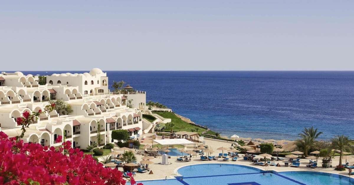 Ein Foto vom Pool im Mövenpick Resort Sharm el Sheikh
