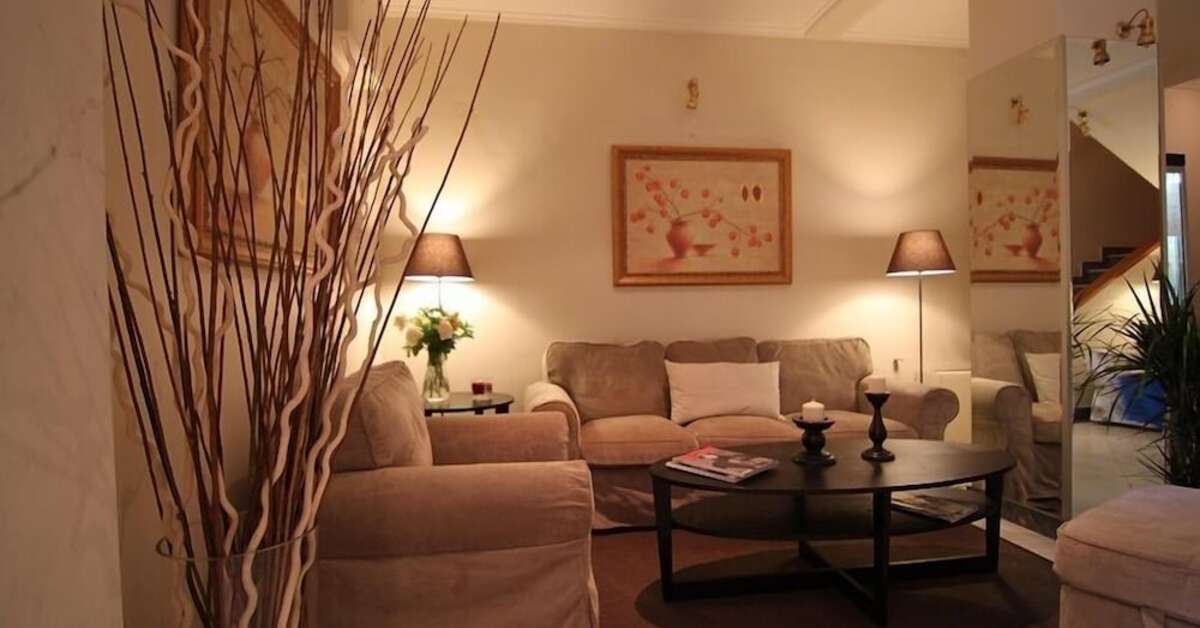 Een foto van het interieur van Achillion Hotel