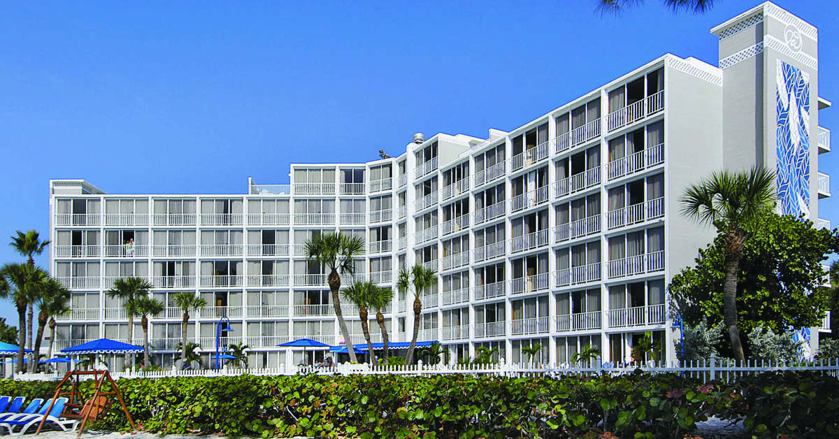 Een foto van de buitenkant van RumFish Beach Resort by TradeWinds