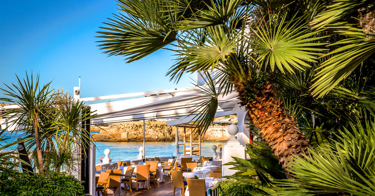 Een foto van het terras bij Hotel Nixe Palace