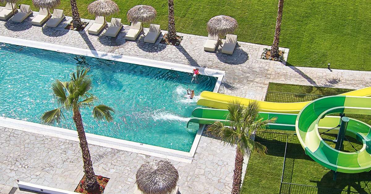 Een foto van het zwembad bij Grecotel Casa Marron