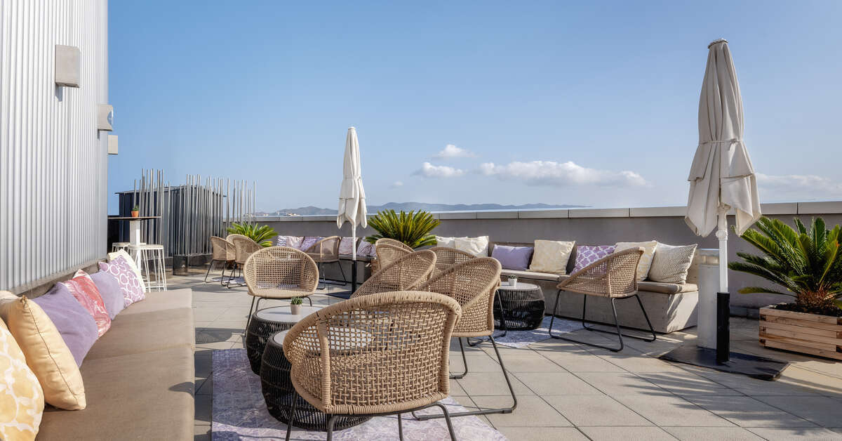 Ein Foto Hotel Barcelona Condal Mar Affiliated by Melia
