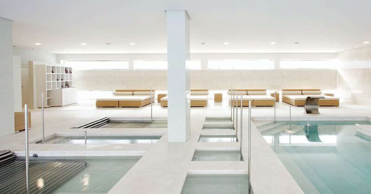 Een foto van het zwembad bij Ibiza Gran Hotel