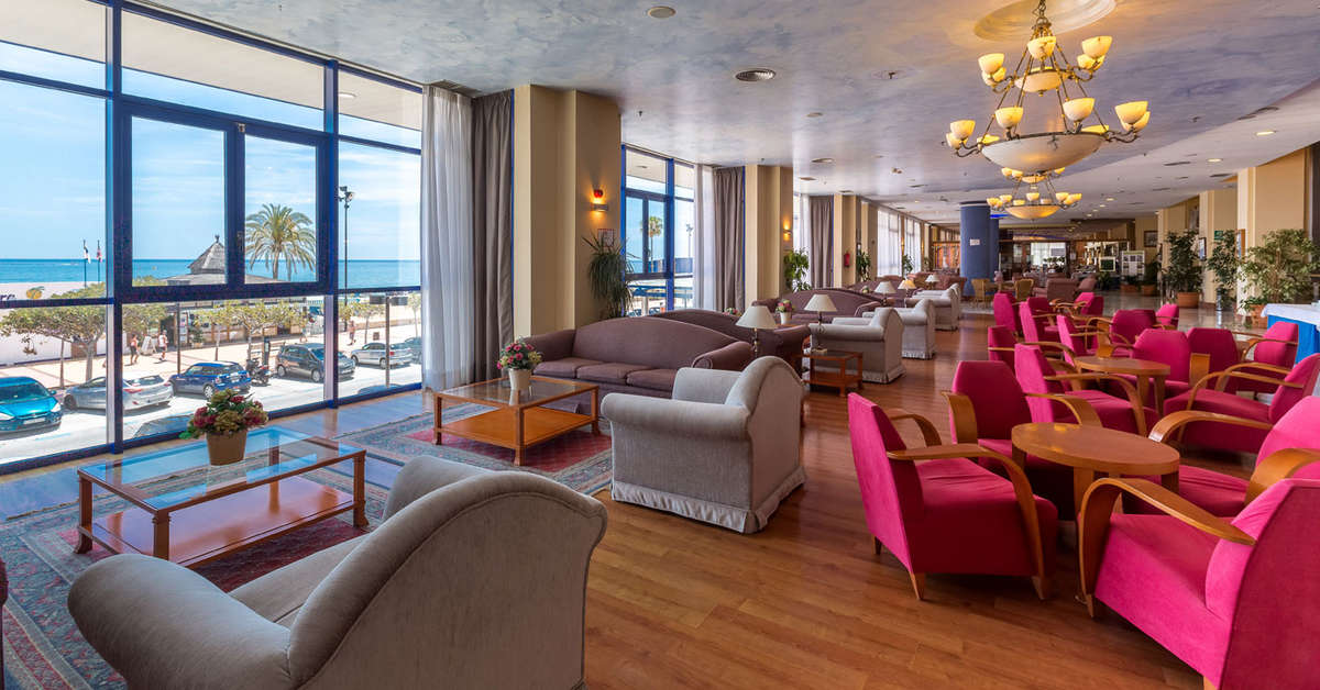Een foto van het interieur van Hotel Yaramar