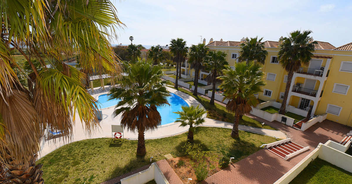Ein Foto vom Pool im Praia Da Lota Apartments