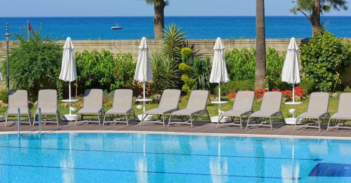 Een foto van het zwembad bij Grand Kaptan Hotel