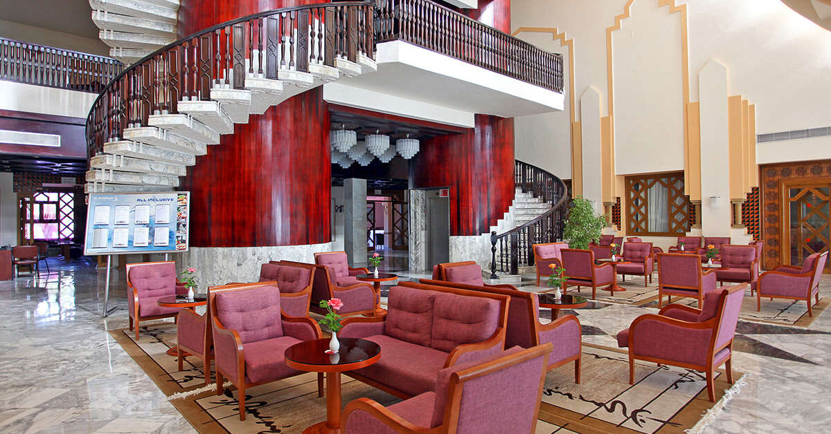 Een foto van het interieur van El Mouradi Port El Kantaoui