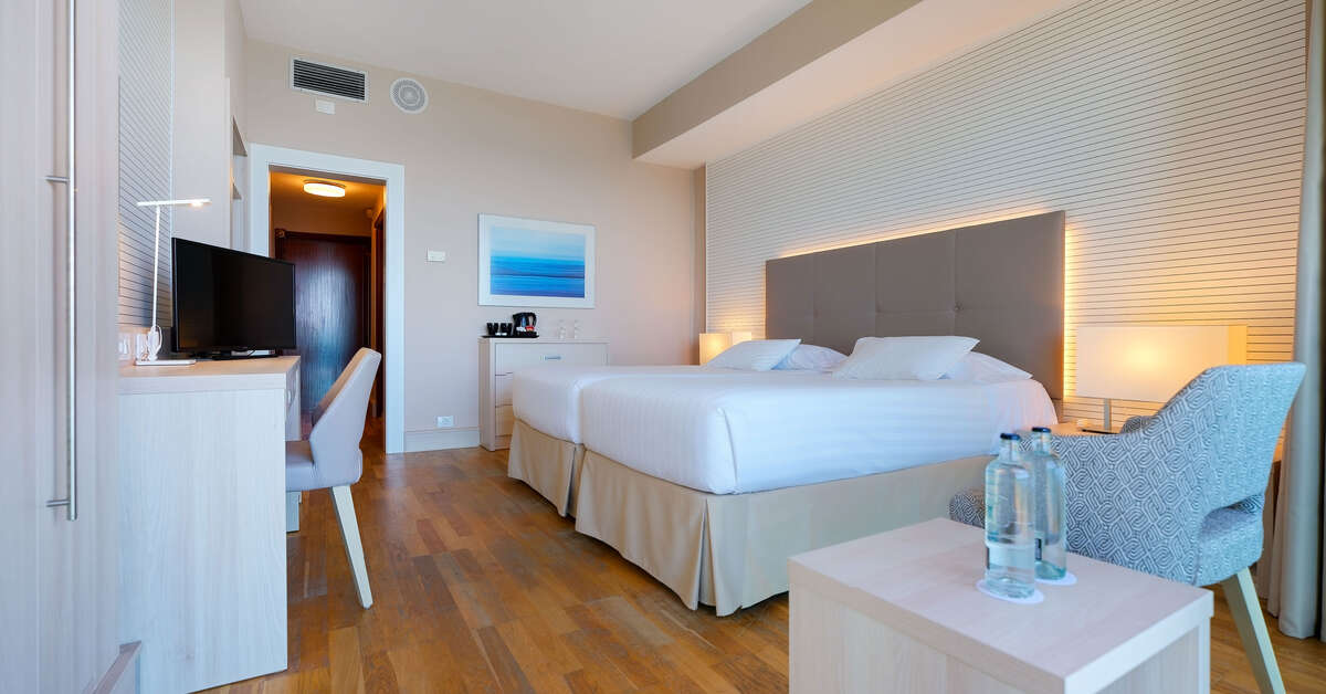 Ein Foto Bull Hotel Reina Isabel & Spa