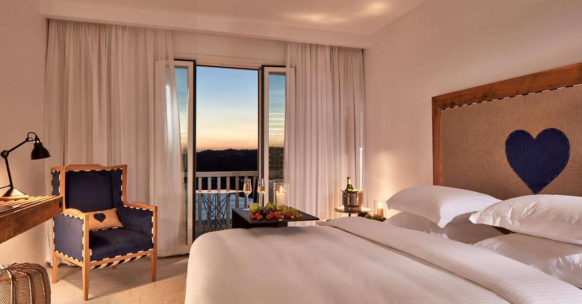 Een foto van Myconian Royal Resort