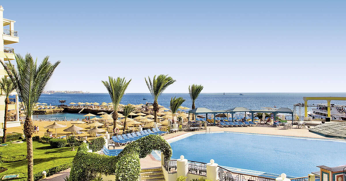 Een foto van het zwembad bij Sunrise Holidays Resort