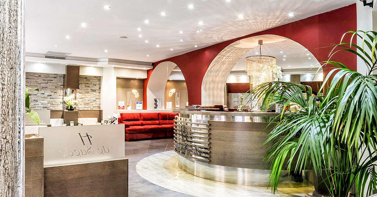 Een foto van het interieur van Hotel de Suede