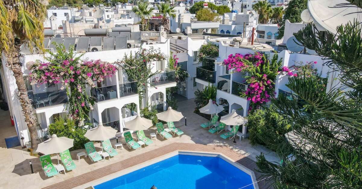 Een foto van het zwembad bij The Hello Hotel
