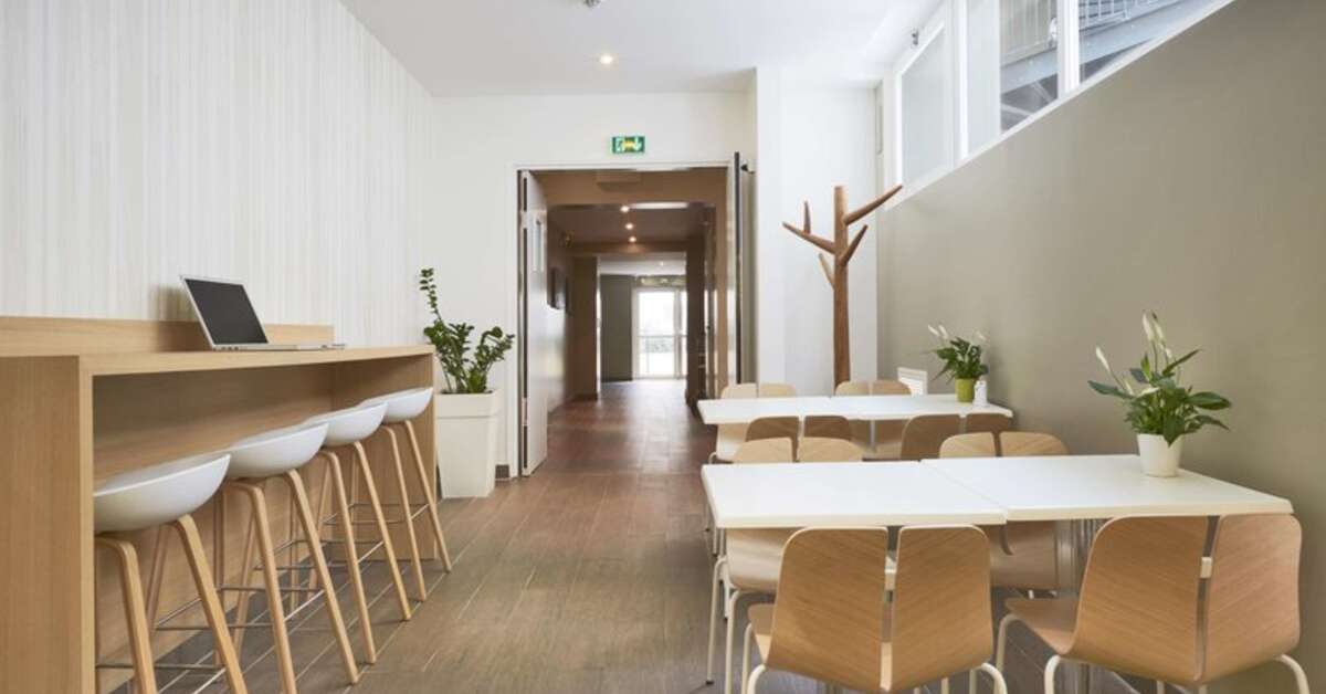 Een foto van de faciliteiten bij Hotel Kyriad Paris Montmartre