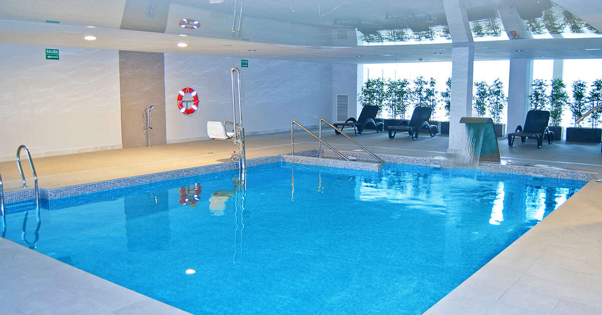 Ein Foto vom Pool im Hotel Garbi Costa Luz