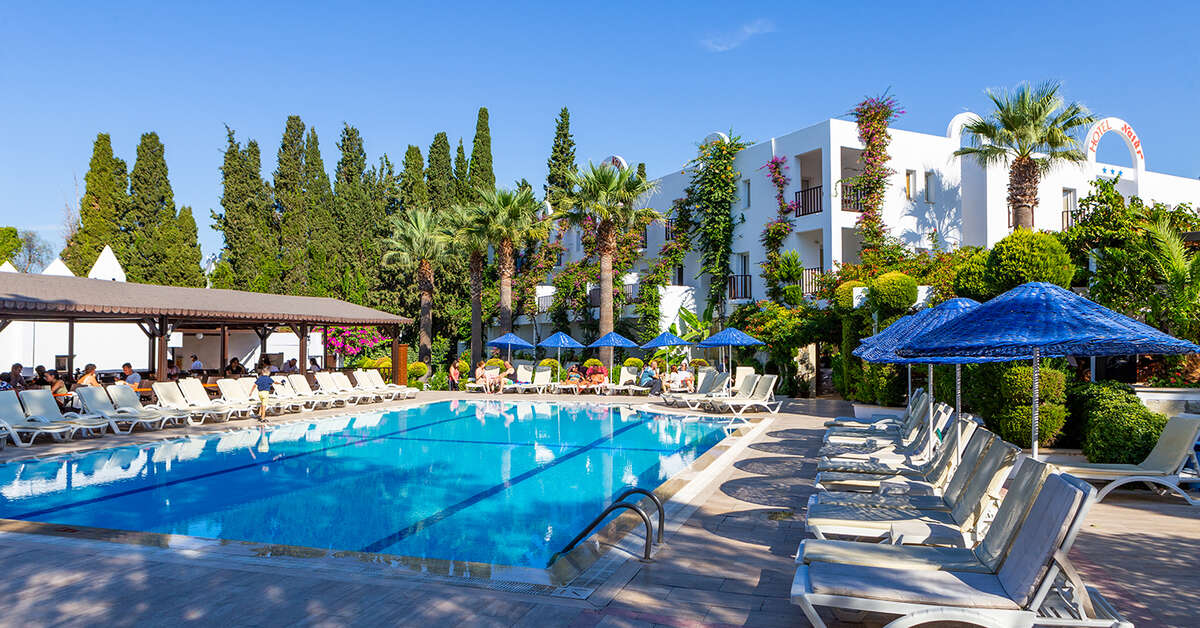 Een foto van het zwembad bij Natur Garden Hotel