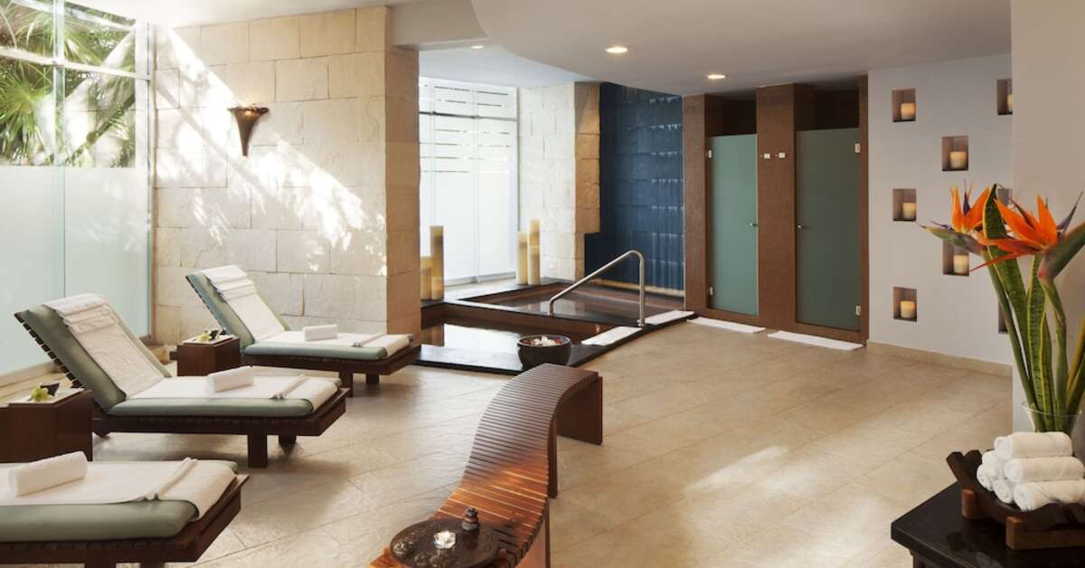 Een foto van The Fives Beach Hotel & Residences