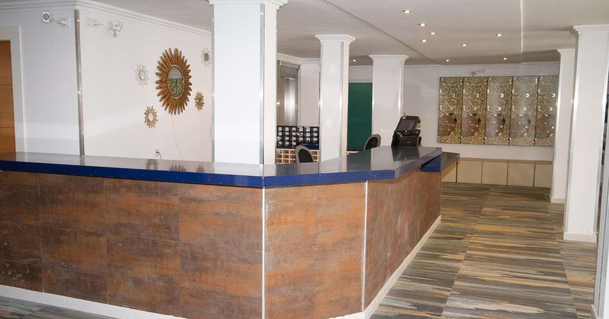 Een foto van het interieur van Teide Hotel