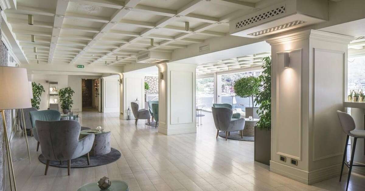 Een foto van het interieur van Atlantis Bay