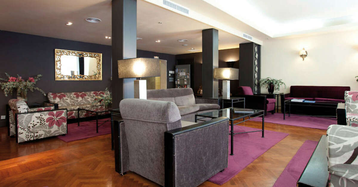 Ein Foto Hotel Moderno