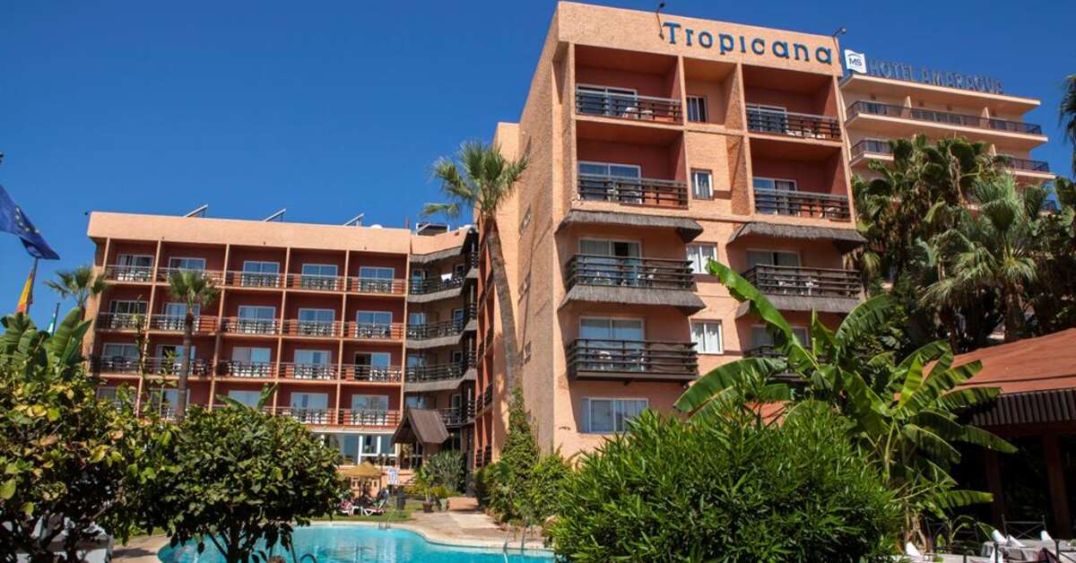 Een foto van de buitenkant van MS Tropicana
