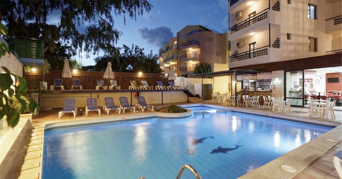 Een foto van het zwembad bij Agrabella Hotel