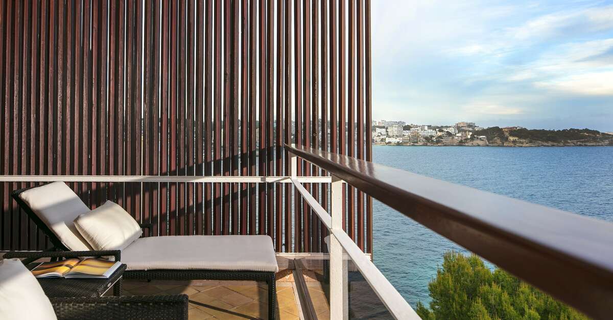 Een foto van het terras bij Hotel de Mar Gran Melia