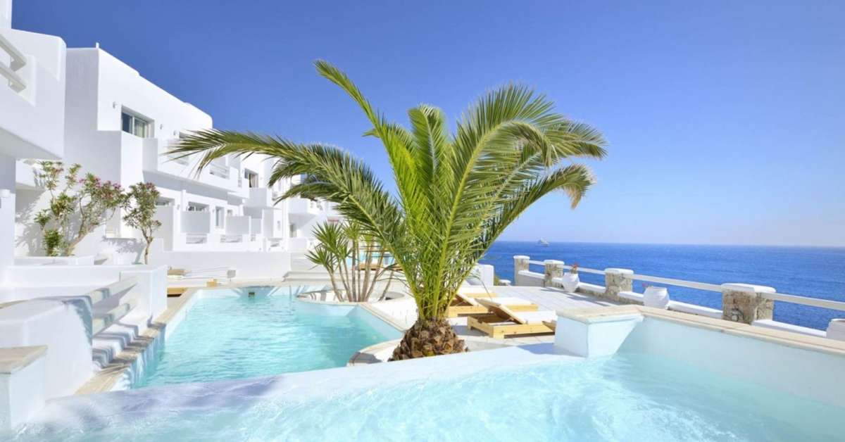 Een foto van het zwembad bij Nissaki Boutique Hotel