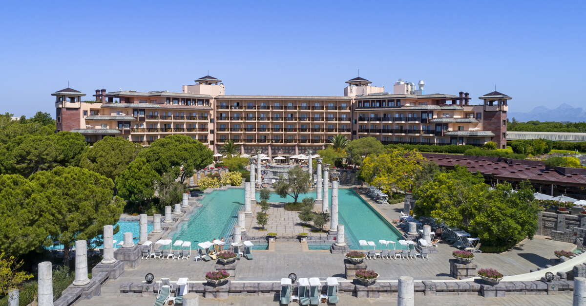Een foto van het zwembad bij Xanadu Resort Hotel