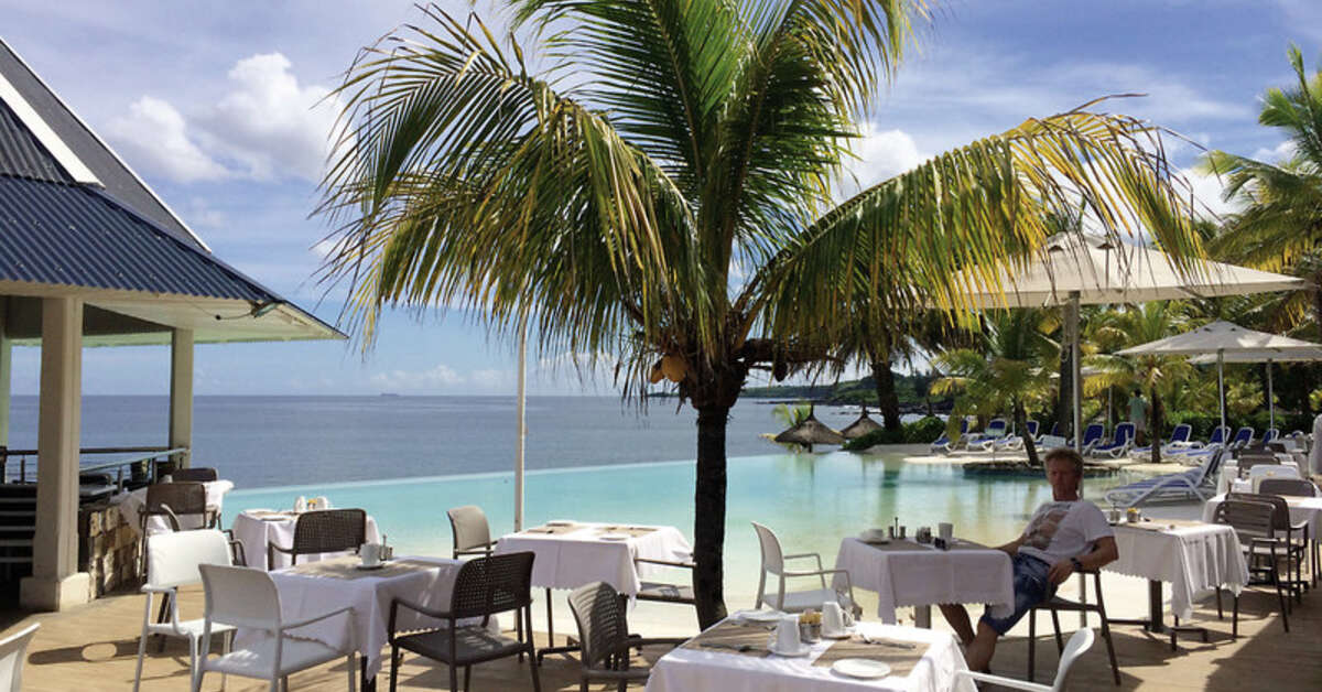 Een foto van het terras bij Anelia Resort & Spa