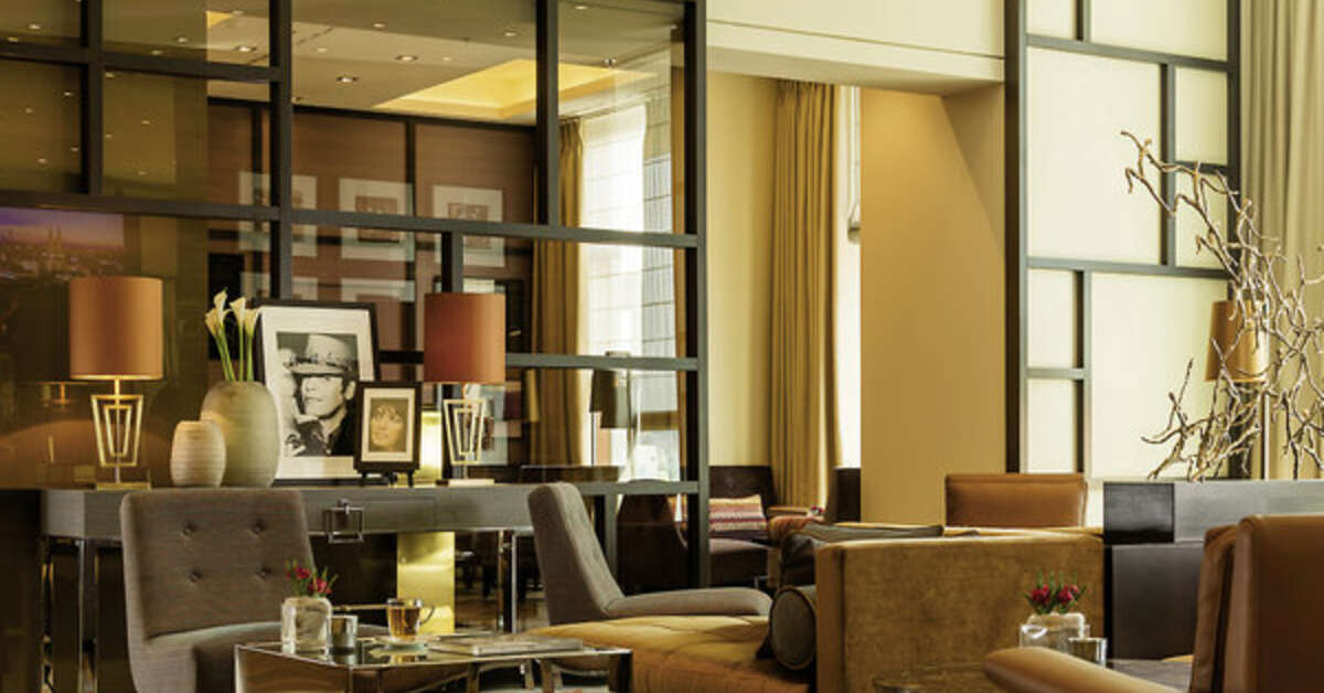 Een foto van het interieur van Ameron Köln Hotel Regent
