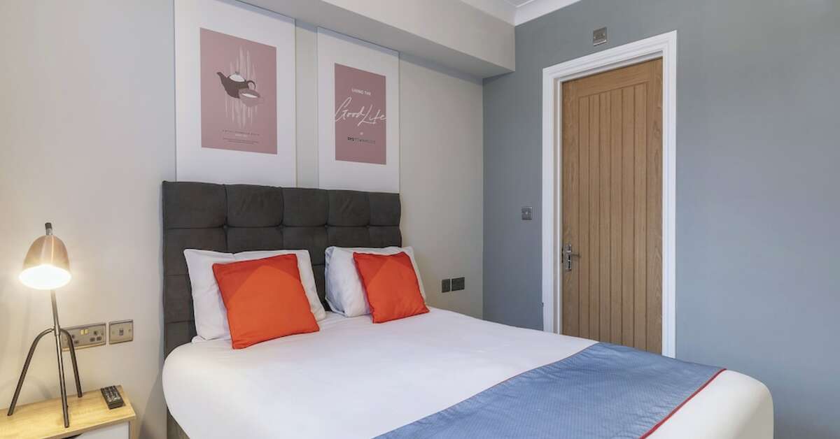 Een foto van OYO Townhouse Apollo